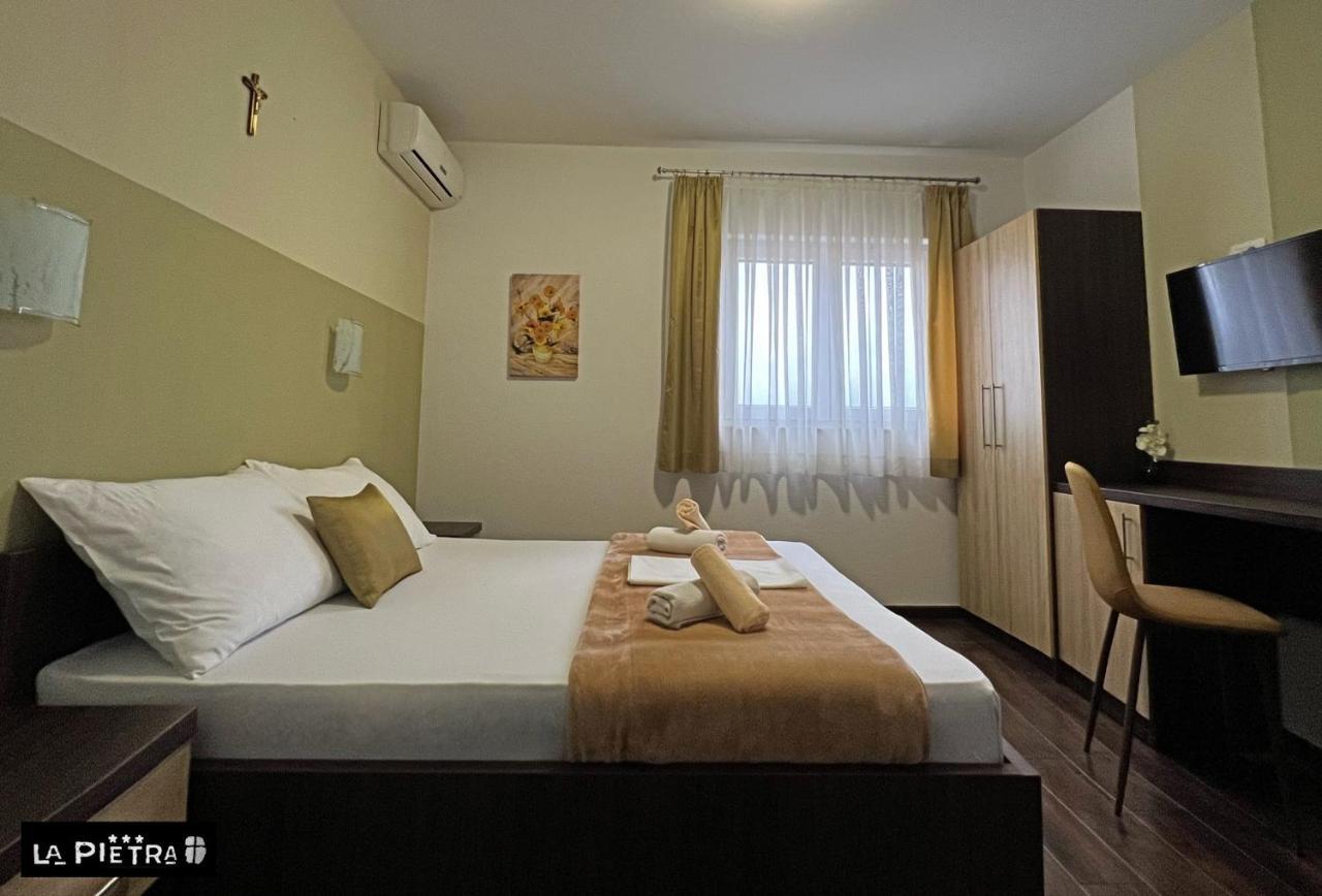 La Pietra Family Hotel Medjugorje Ngoại thất bức ảnh